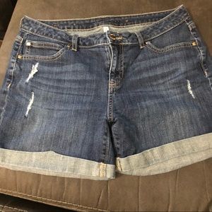 Jennifer Lopez jean shorts size 8